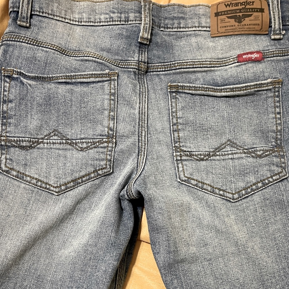 Wrangler jeans 10 Husky.